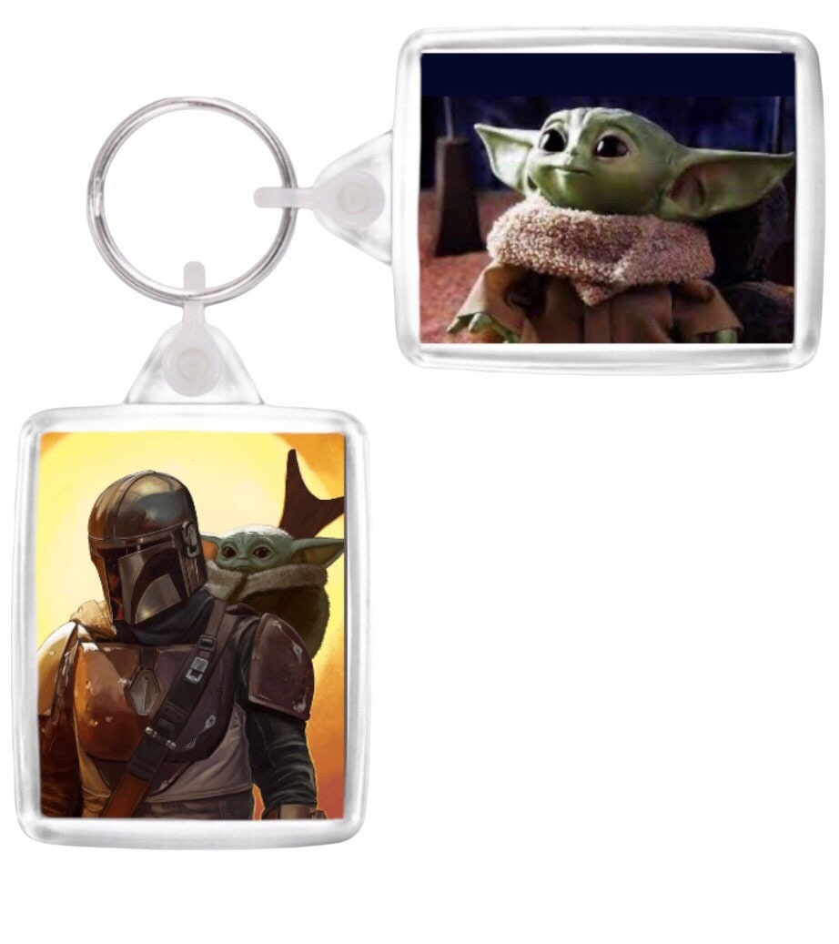 Mandalorian Pedro Pascal keychain